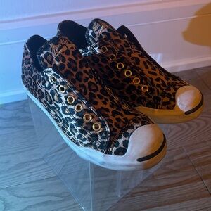 cute cheetah print converse sneakers, size 7.5.